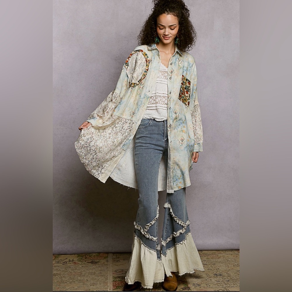 POL Host Pick 🎉 UWT397 Floral Patchwork Button-Down Shirt